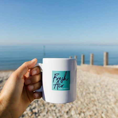 Spacious Home For 8 In Witterings - Walk To Beach East Wittering Eksteriør bilde