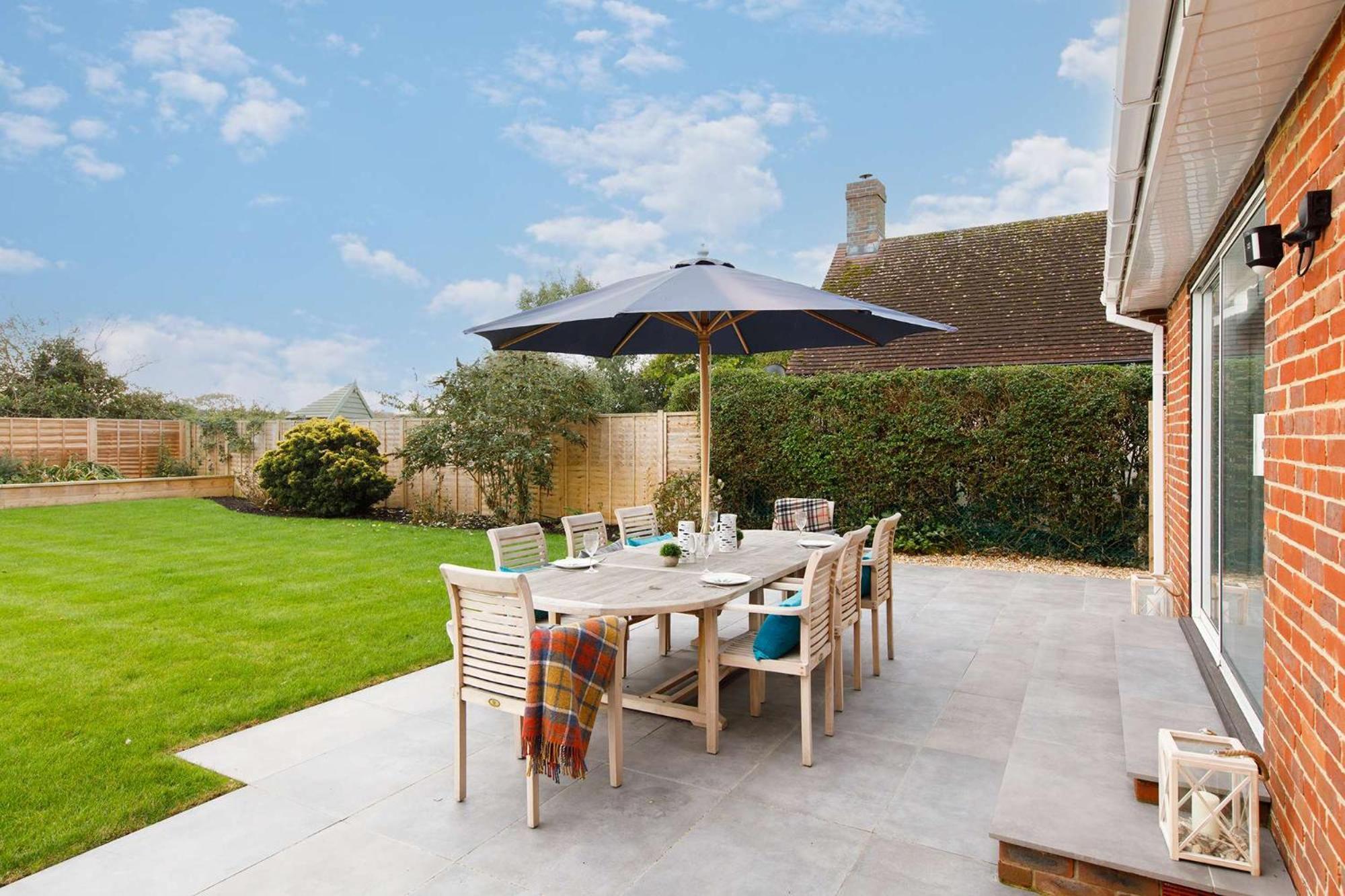 Spacious Home For 8 In Witterings - Walk To Beach East Wittering Eksteriør bilde